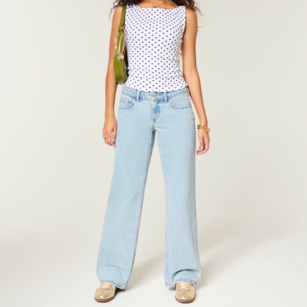 Hollister Low-Rise Baggy Jeans W23 Short